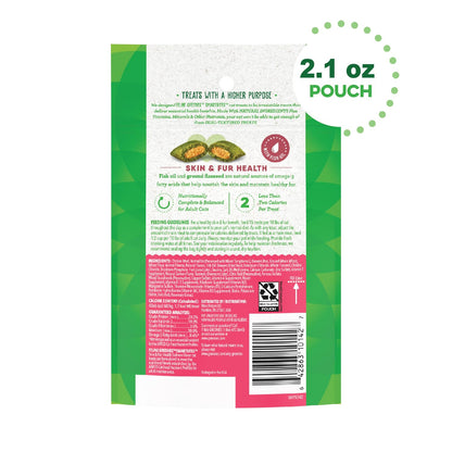 Greenies Feline Smartbites Skin & Fur Crunchy and Soft Natural Cat Treats, Salmon Flavor, 2.1 oz. Pack